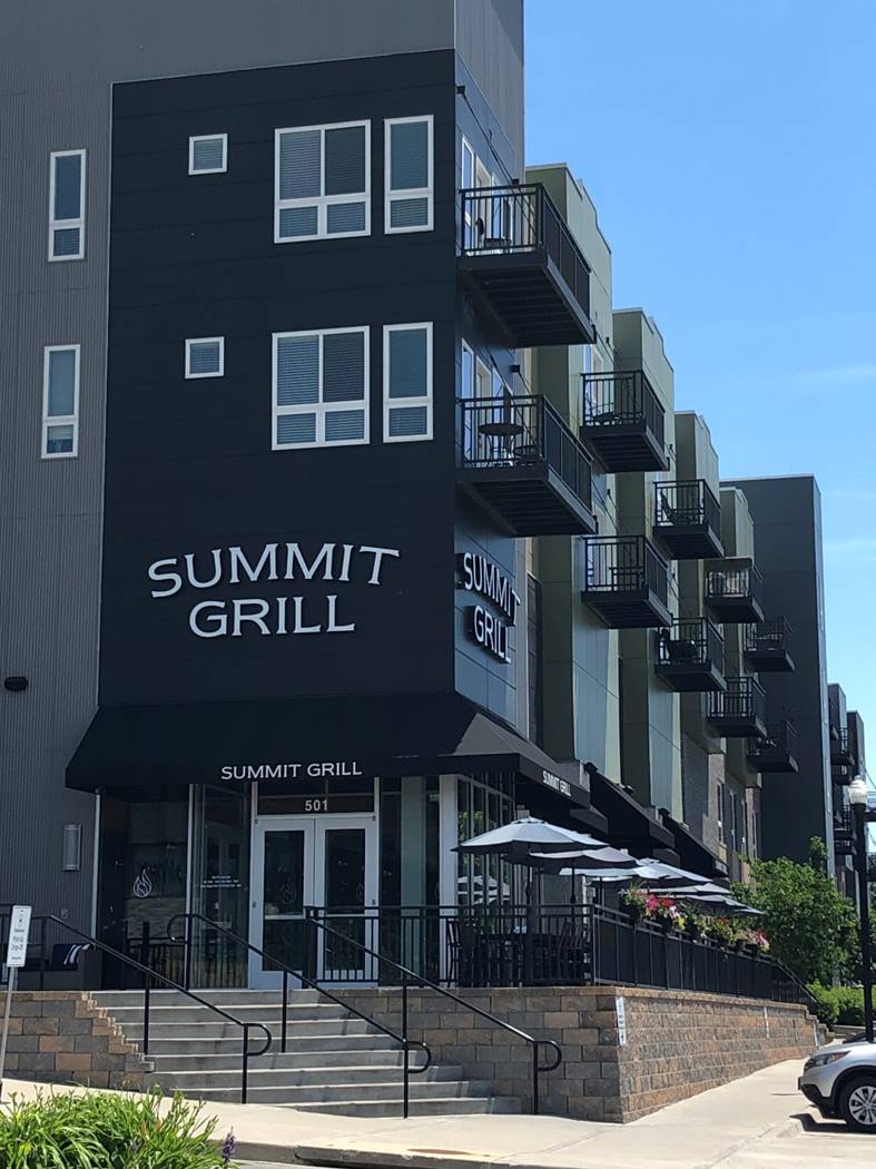 summit grill corner view